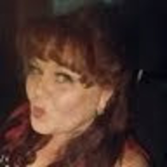 Meet your Posher, Michelle - Picture 1 of 1